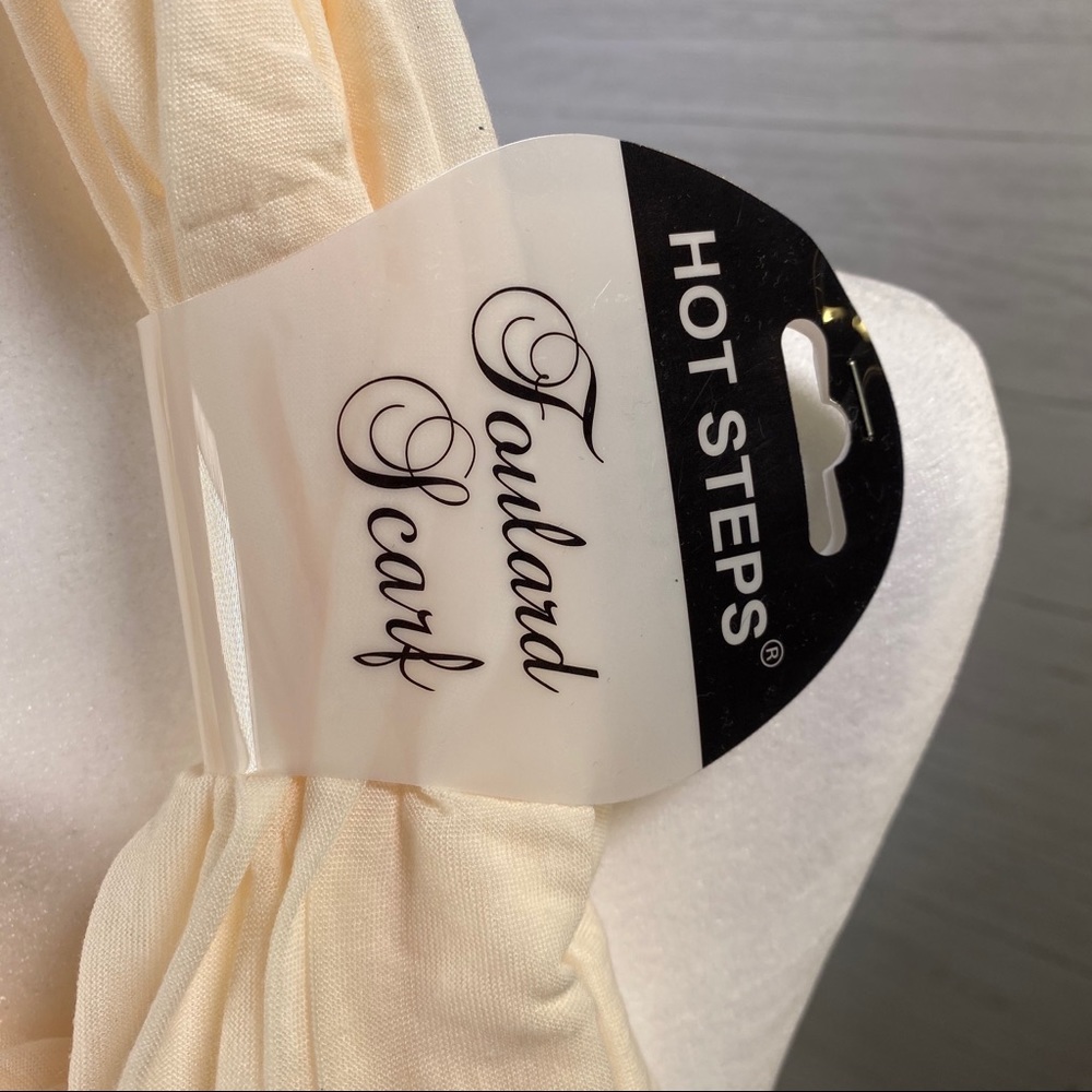⭐️SEE NEW LISTING⭐️Hot Steps Ivory Foulard Scarf - Picture 2 of 6